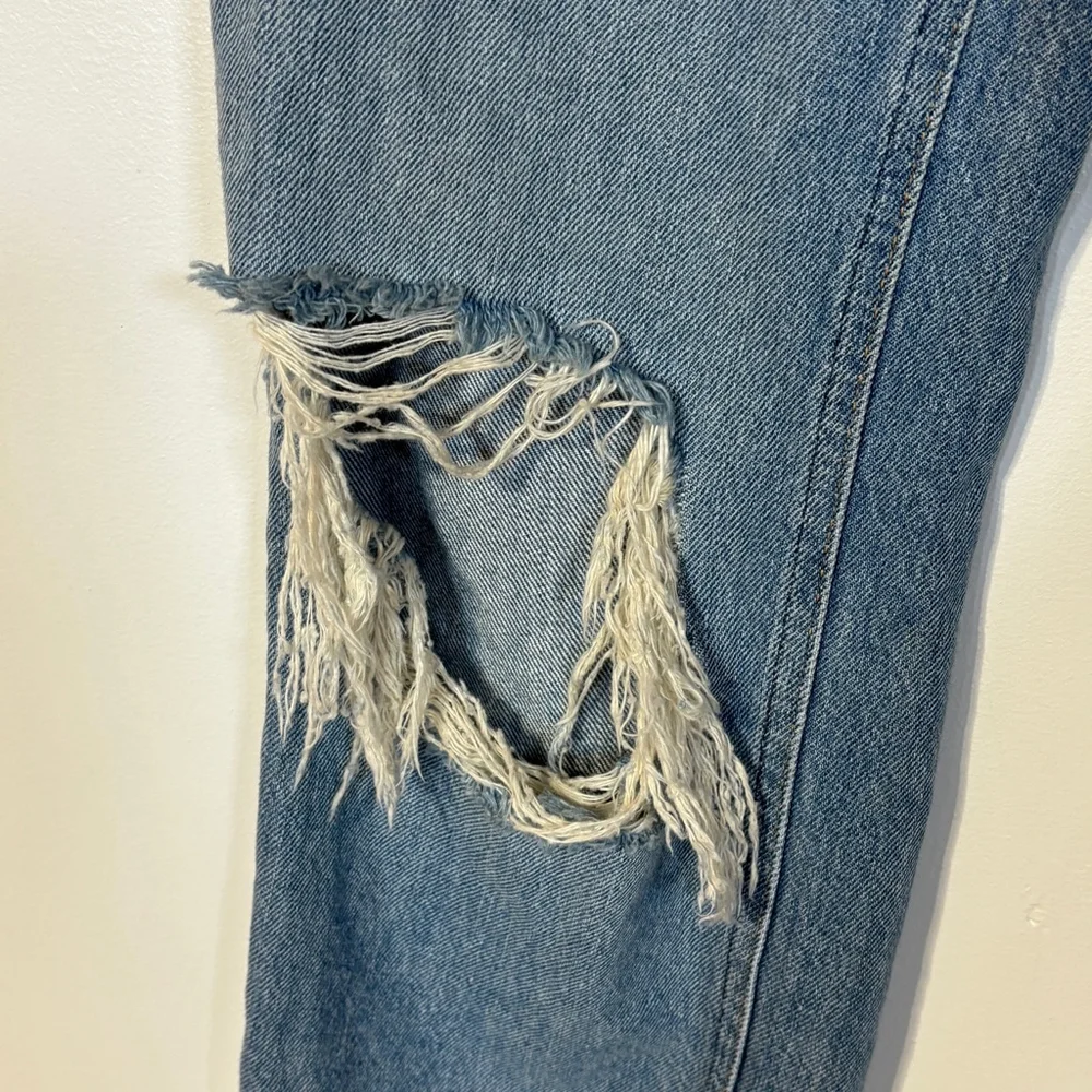 We The Free Maggie Mid-Rise Straight-Leg Blue Jeans Women’s Size 26 Button Fly